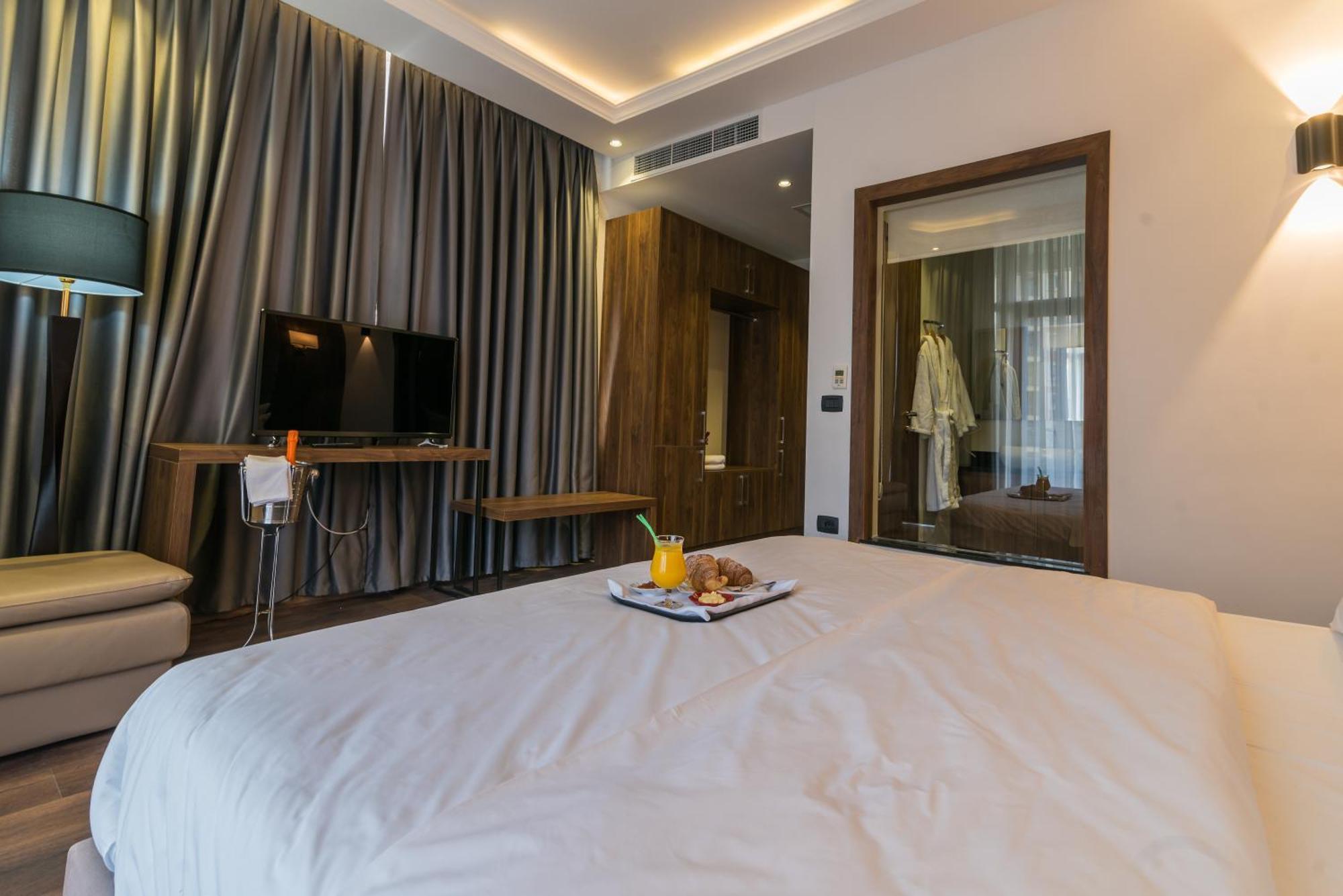 Deluxe & Executive Spa By Rafaelo Shëngjin Værelse billede